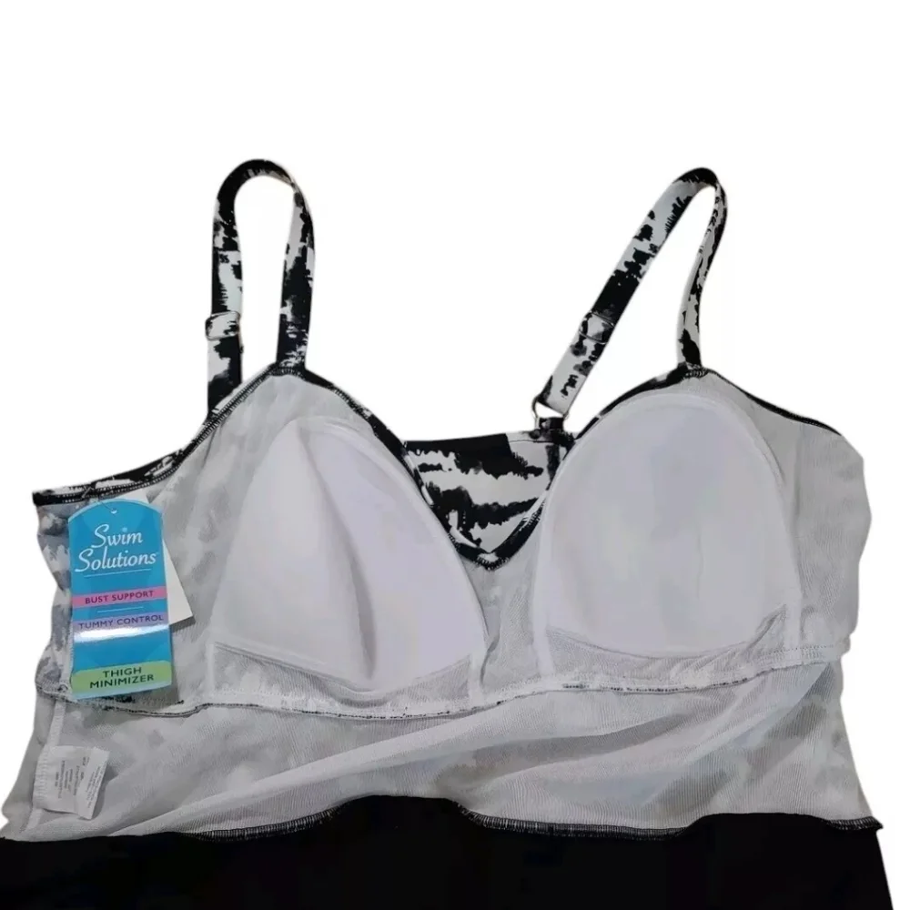 Swim Solutions Tummy Control V-neck One Pc Swimsuit Woman Plus 22W Black Tiered - Picture 7 of 10
